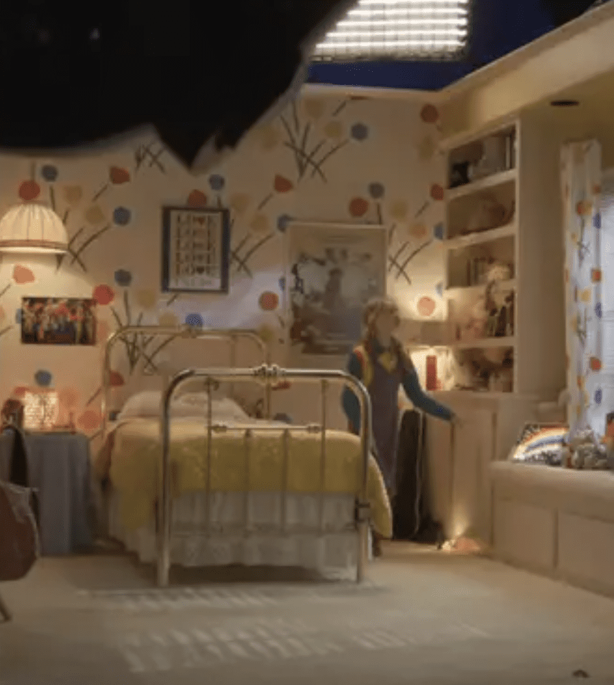 holly wheeler bedroom stranger things 5