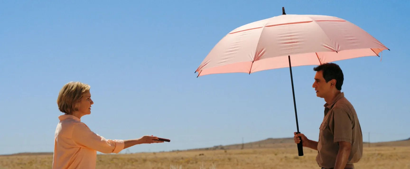 Carol Sturka (Rhea Seehorn) and Manousos Oviedo (Carlos Manuel-Vesga) finally meet