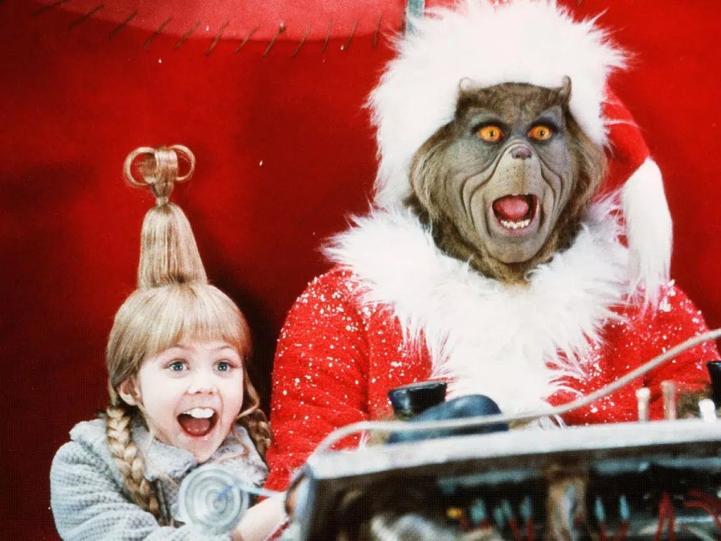 taylor momsen jim carrey the grinch cindy lou who in sled 2000